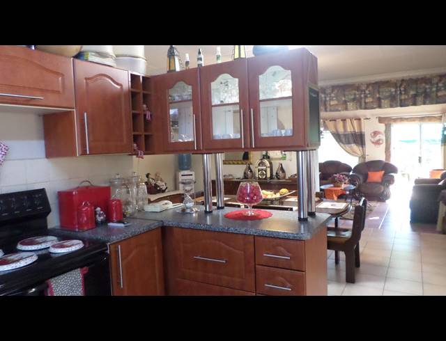 3 BEDROOM HOUSE SOLD IN HESTEAPARK